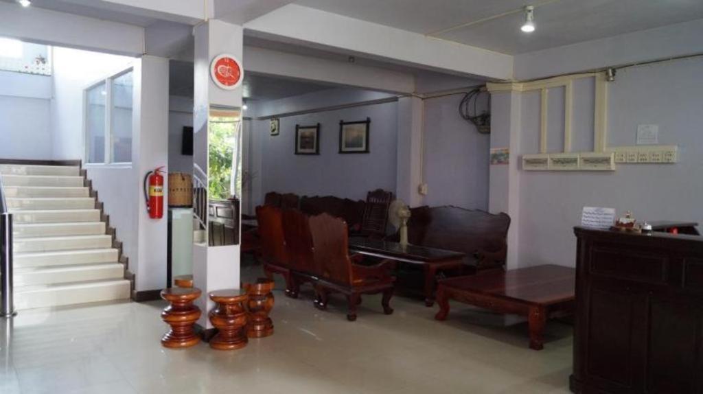 Phou Ang Kham 2 Hotel Ванг-В'єнг Екстер'єр фото