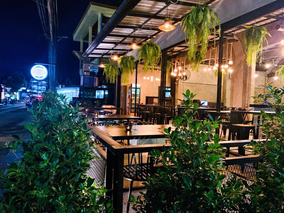 Phou Ang Kham 2 Hotel Ванг-В'єнг Екстер'єр фото